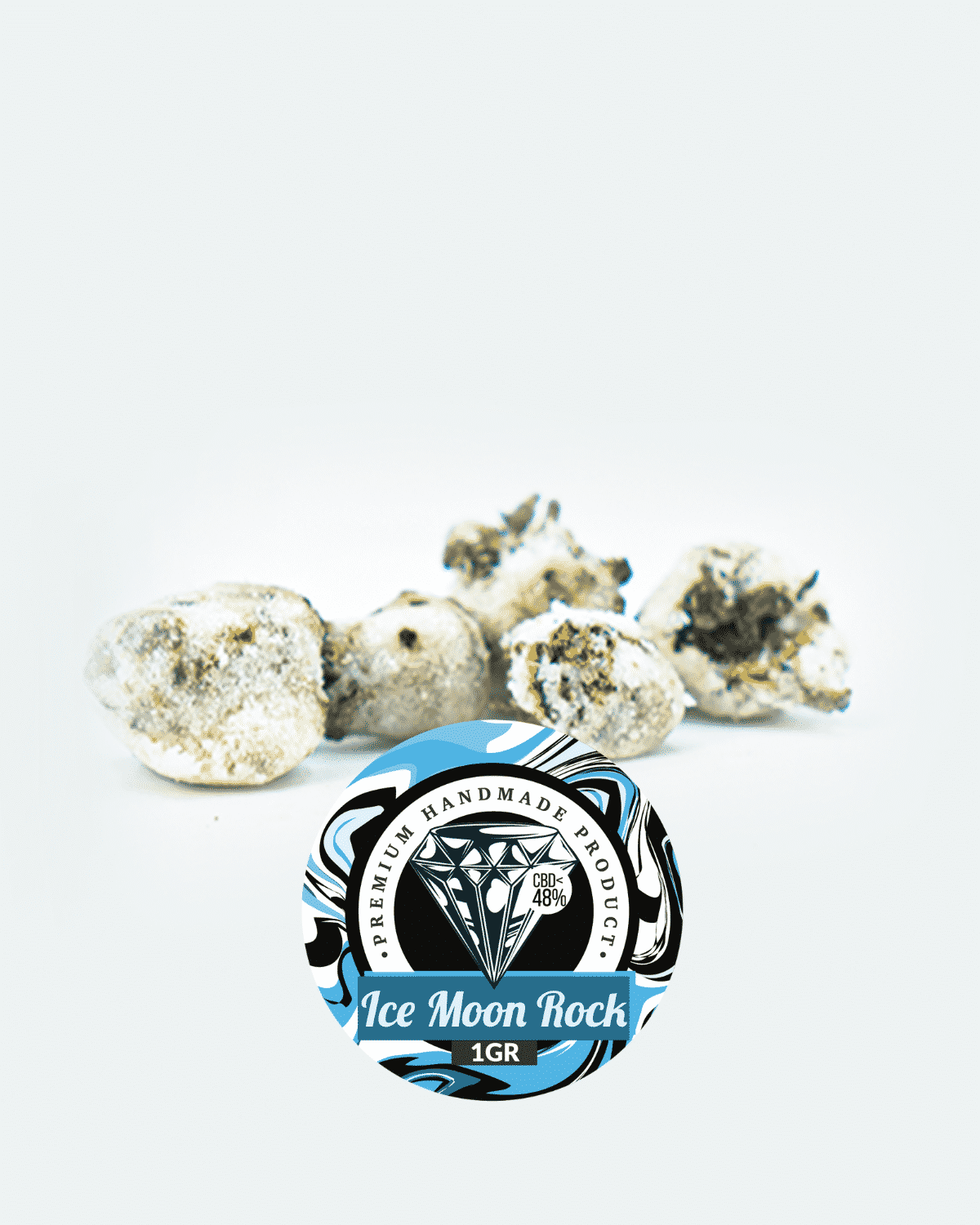 Ice Moonrock é un'infiorescenza di cannabis light ricoperta da wax e cristalli di puro cbd prodotta da Greenfields Farm con grafica di adesivo relativa al prodotto